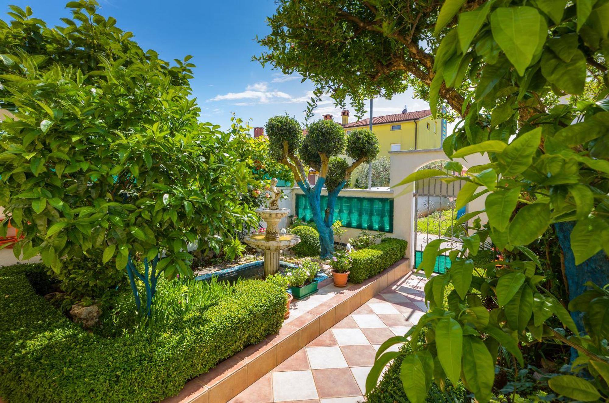 Villa Nada In Fazana - Near The Beach 外观 照片
