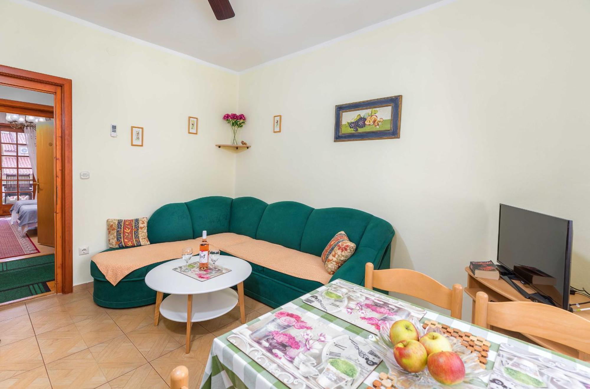 Villa Nada In Fazana - Near The Beach 外观 照片